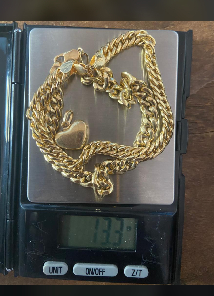 Dami’s jewel and scent